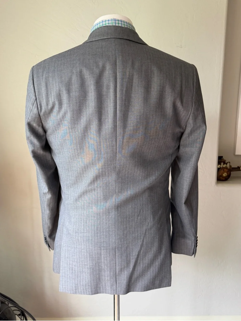 Banana Republic Men's Gray Herringbone Two Button‎ Classic Blazer Jacket Sz. 40R